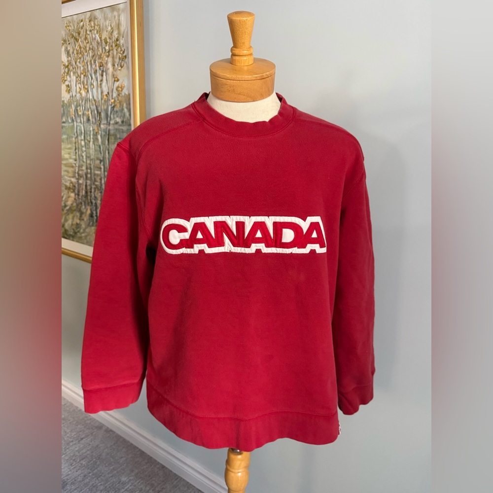 2005 Team Canada Crewneck Sweatshirt Olympic Official Outfitter Hudson Bay